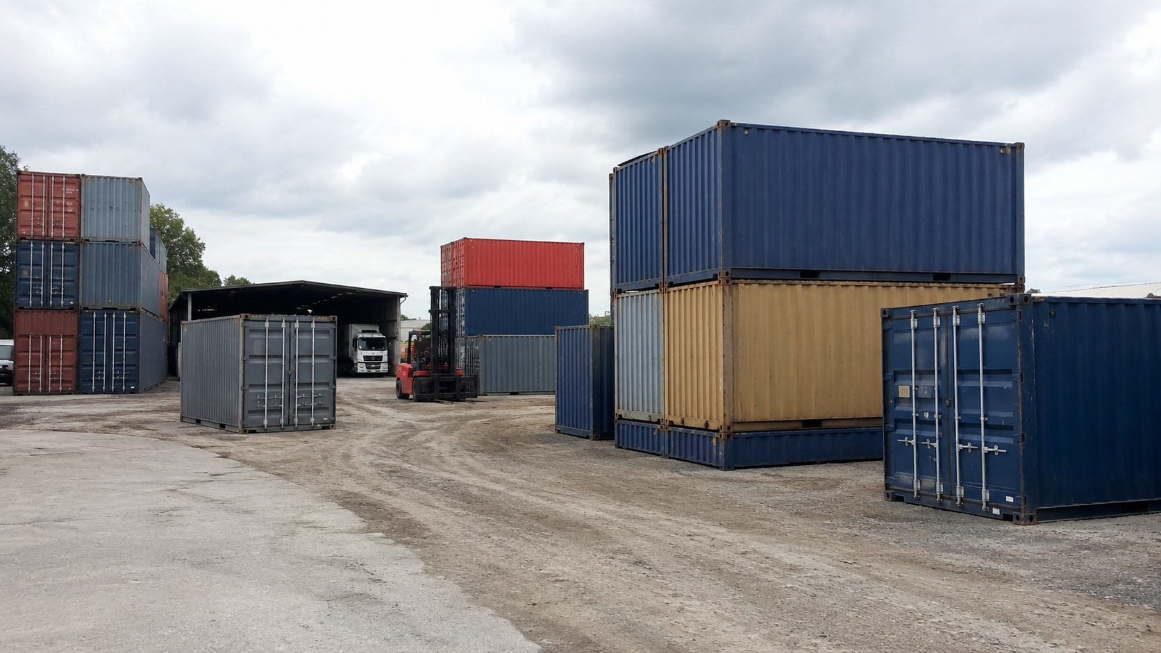 Pátio de containers Coxipó Container - Venda em Mato Grosso